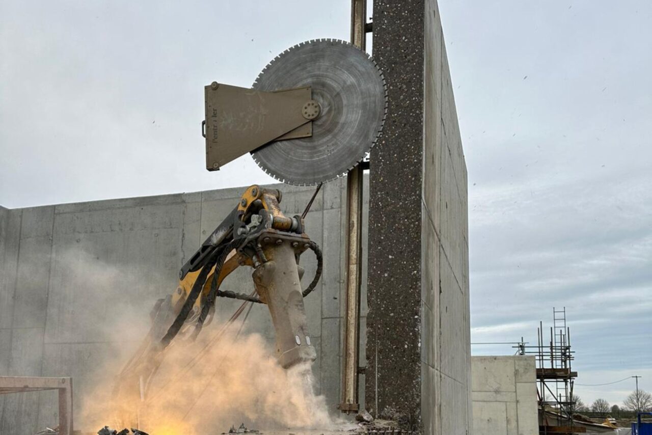 Concrete Shuttering Wasn’t Bolted Correctly